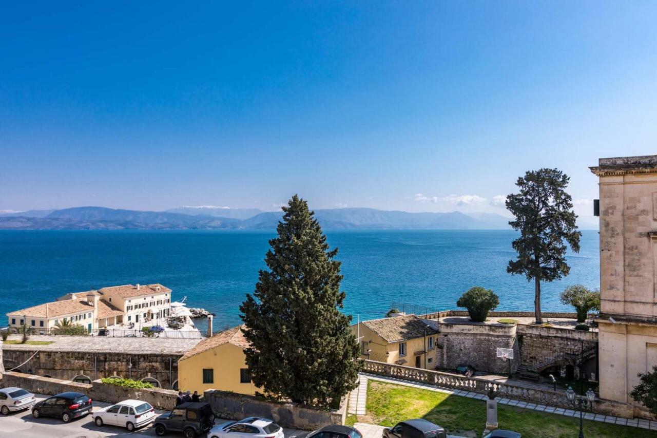 Luxury Seaview Apartment In Corfu Town By Corfuescapes מראה חיצוני תמונה